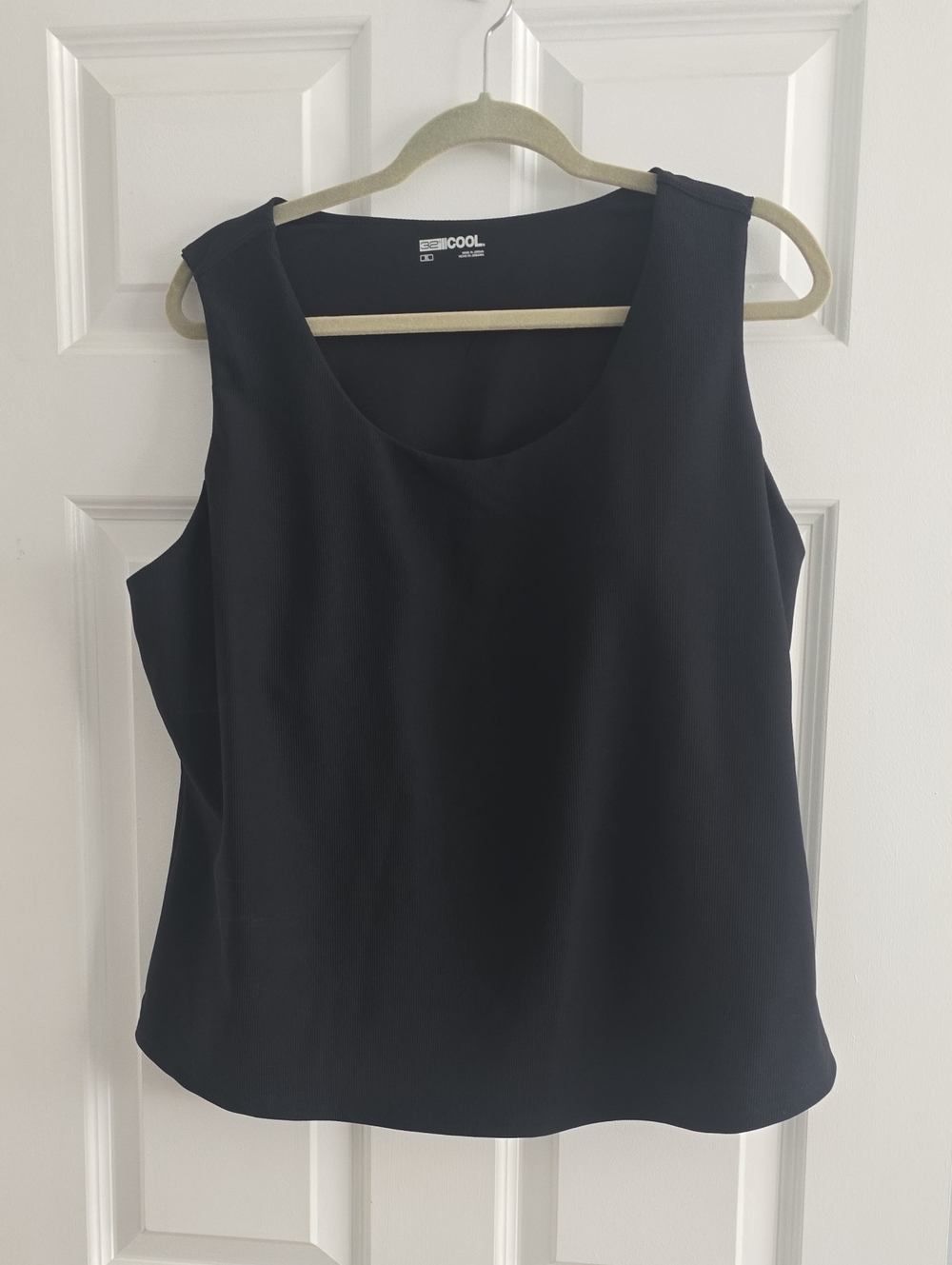 ICool Black Scoop Neck Tank Top